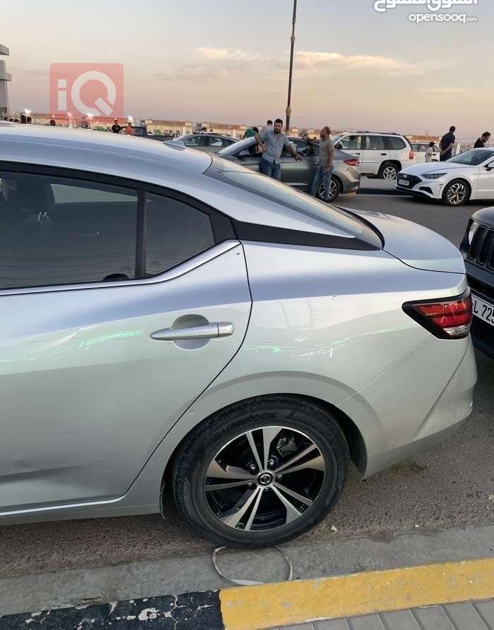 نیسان سێنترا